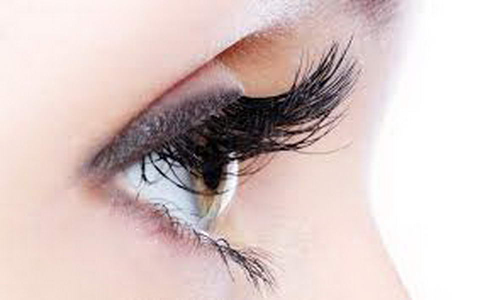 High-quality eyelash sellers made from real hair.